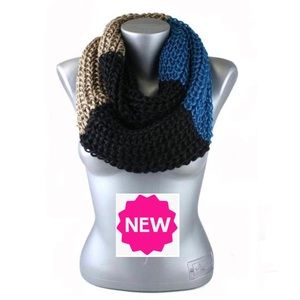 NEW Winter Knit Infinity Scarf Black Tan Blue Striped Scarf